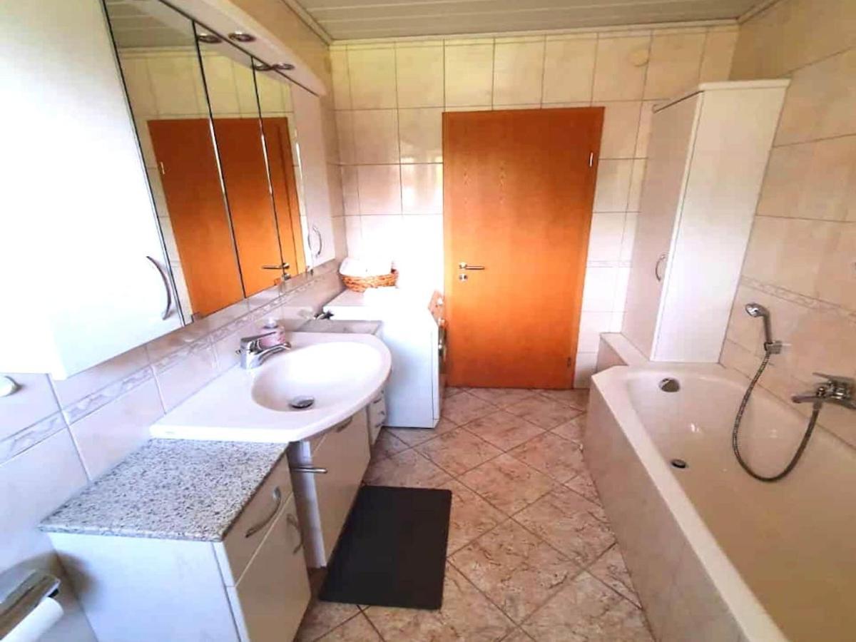 Comfortable Flat In Goerwihl With Balcony Gorwihl Bagian luar foto